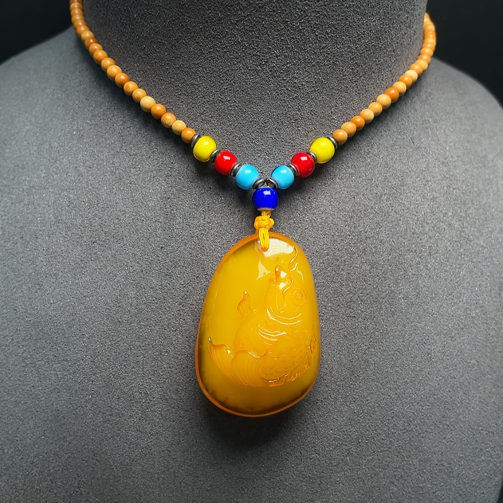 C34066888 Amber Beeswax Pendant with Colorless Coating, Total Weight Approx. 16.50g Including Chain, Chain Not Natural