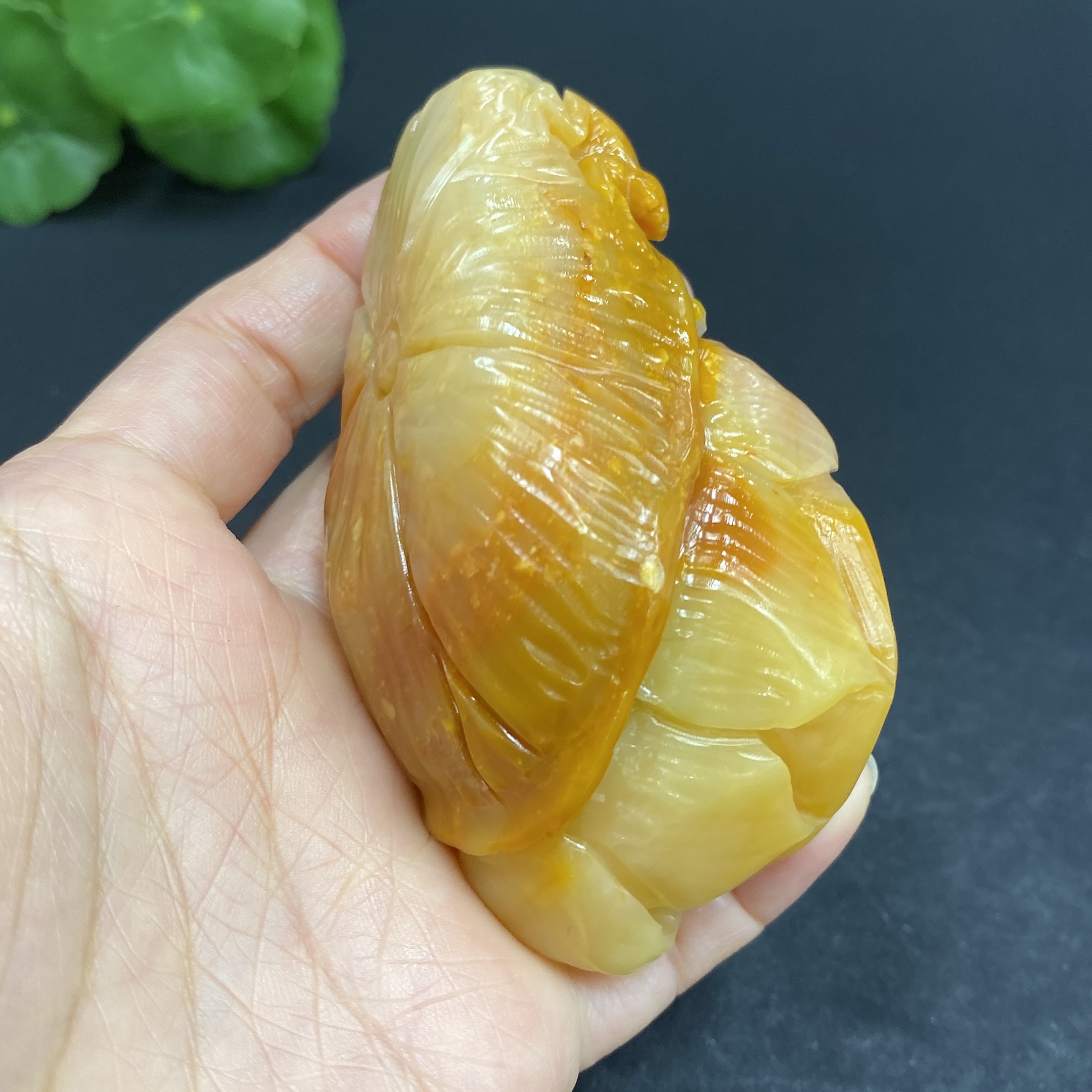 H30505426 Shoushan Stone Handheld Piece  'Flowers Blooming and Wealth Flourishing'  Total Weight Approx. 157.8g