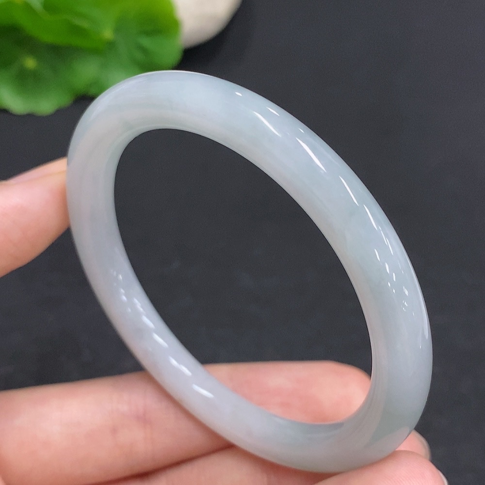 F33878275 Jadeite Round Bangle Total Weight Approx. 28.1g Size 52.7