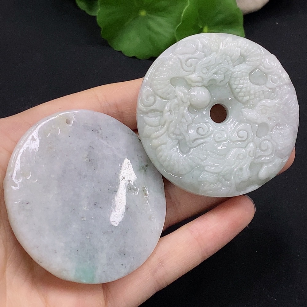 F29377813 Jadeite Pendant