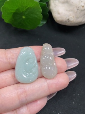 F35082652 Jadeite Fudo/Ruyi Pendant