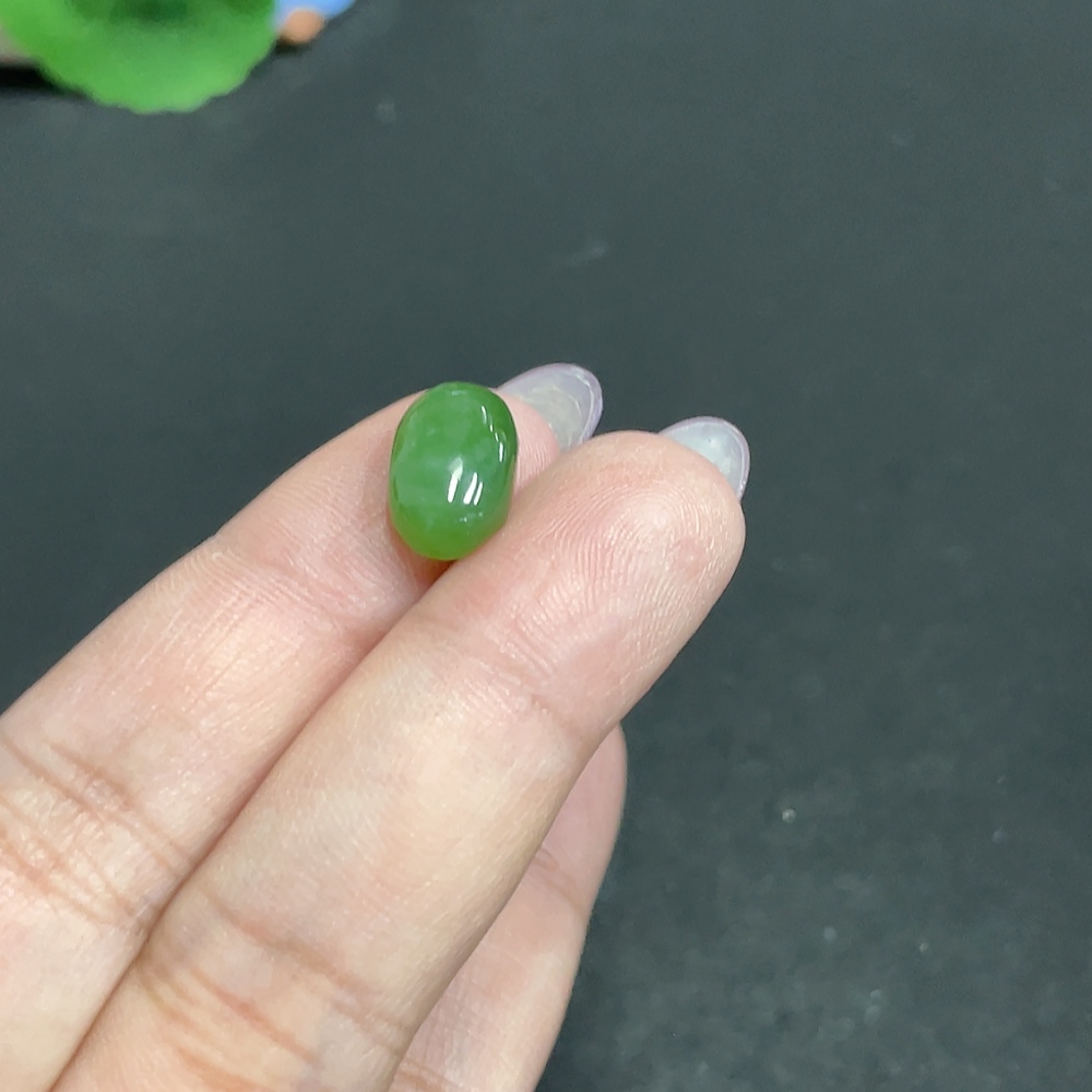 H32805826 Hetian Jade Egg-shaped Pendant