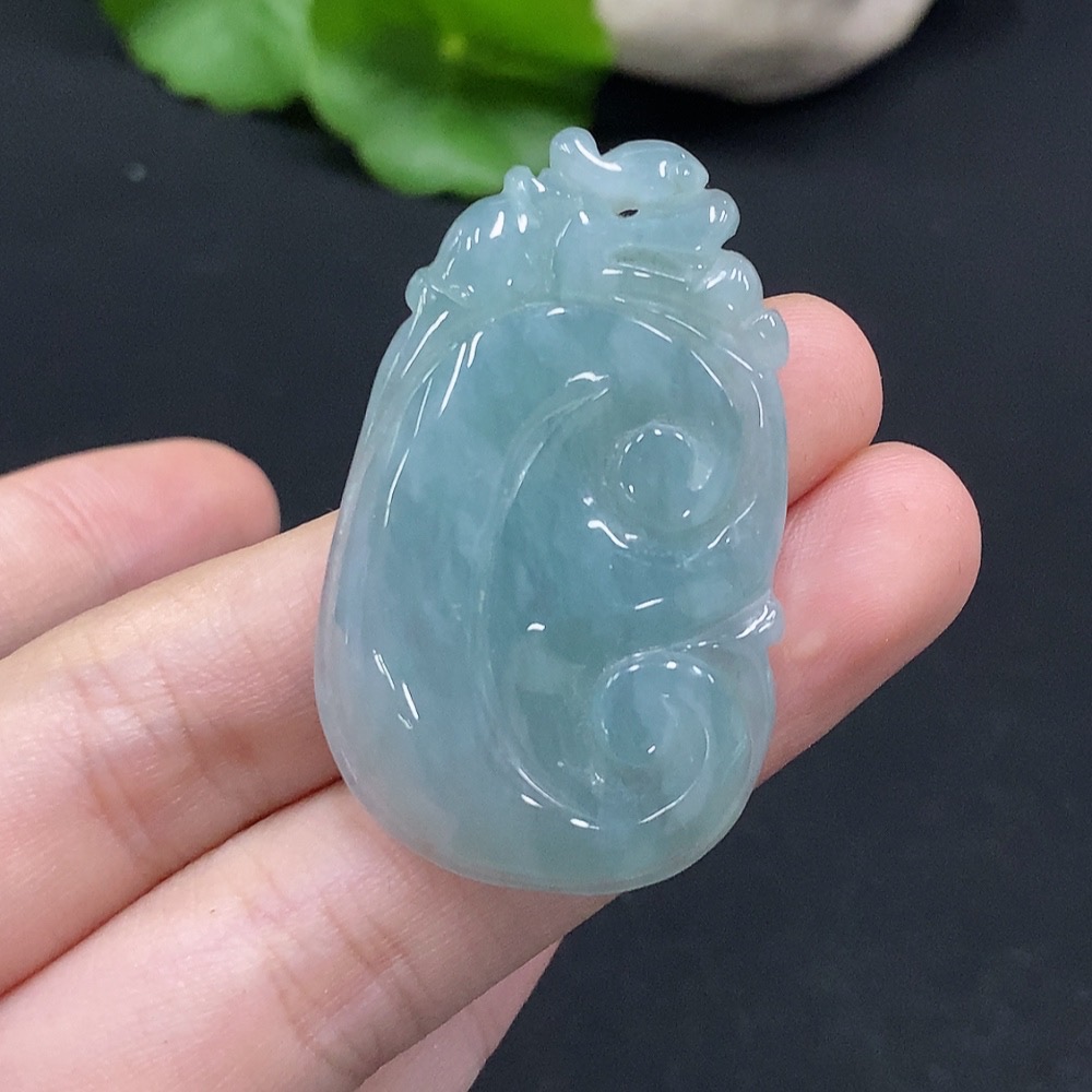 F33927314 Jadeite Ruyi Pendant Total Weight Approx. 13.83g