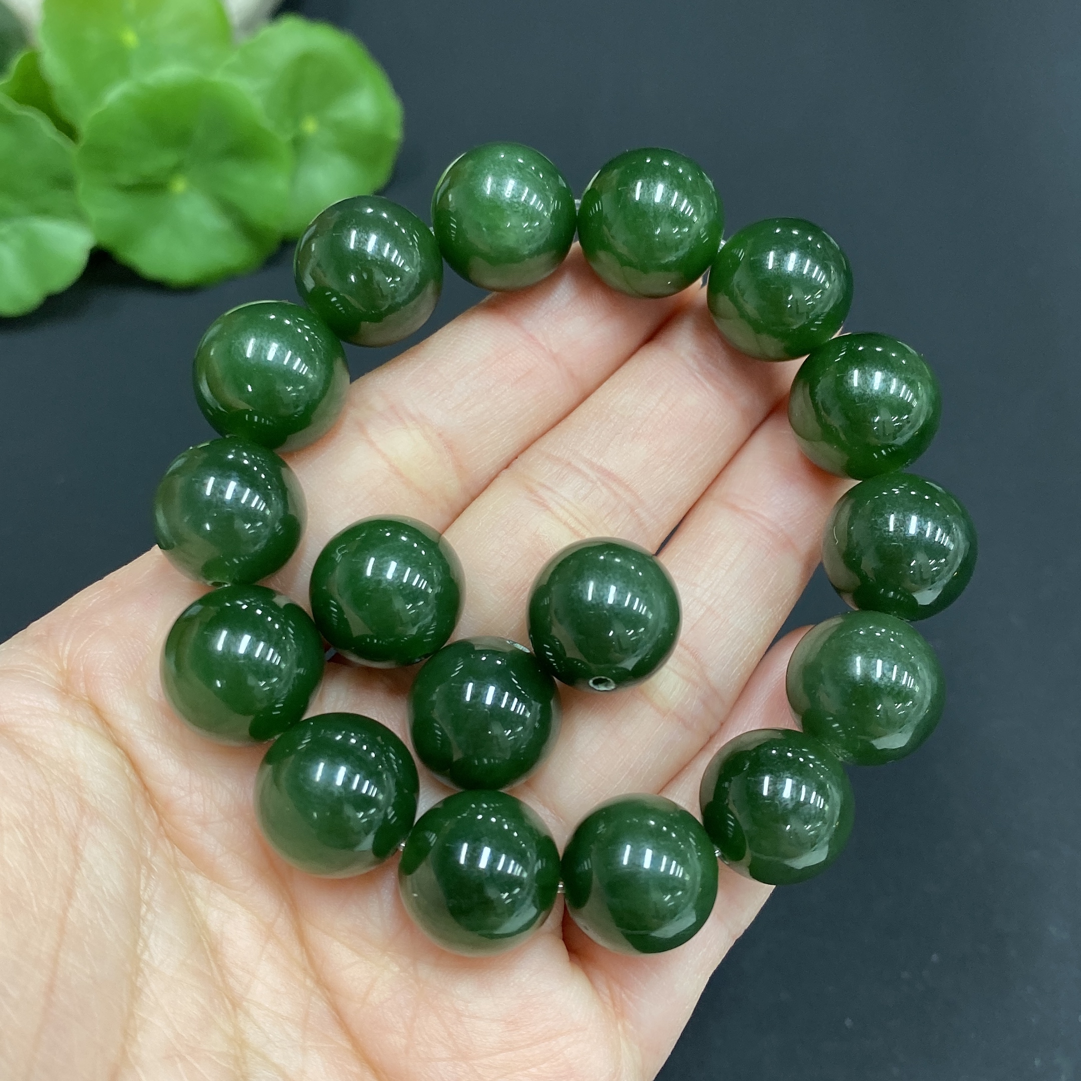 H27126932 Hetian Jade Bracelet    Approx. 13.2mm    Total Weight Approx. 64.1g