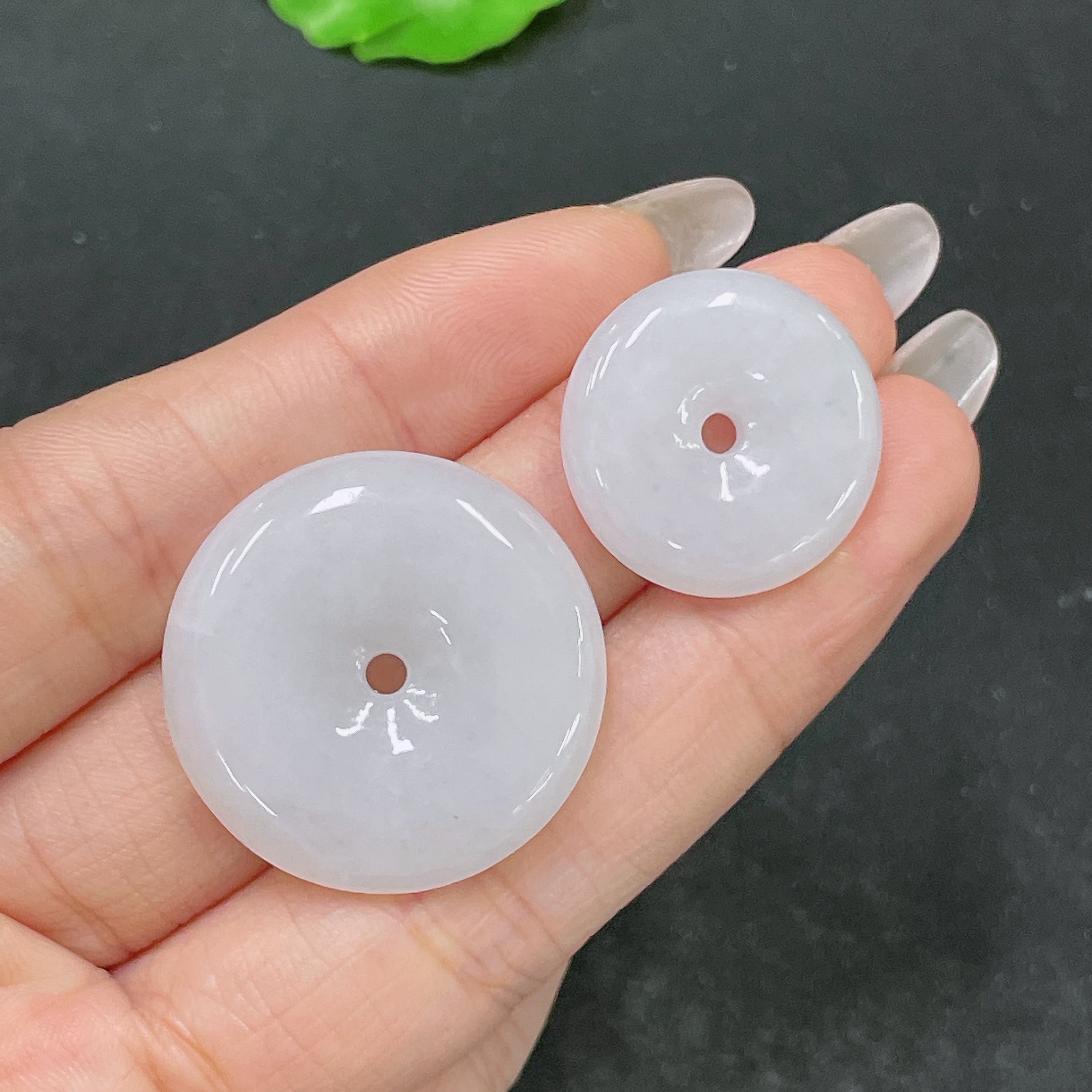 F35138405 Jadeite Pendant Safety Buckle Sell as a Lot