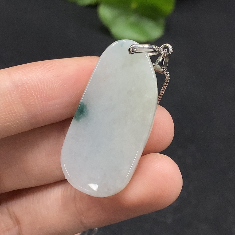 F34029835 Jadeite Guanyin Pendant Total Weight Approx. 10.7g (Non-Gold Inlaid)