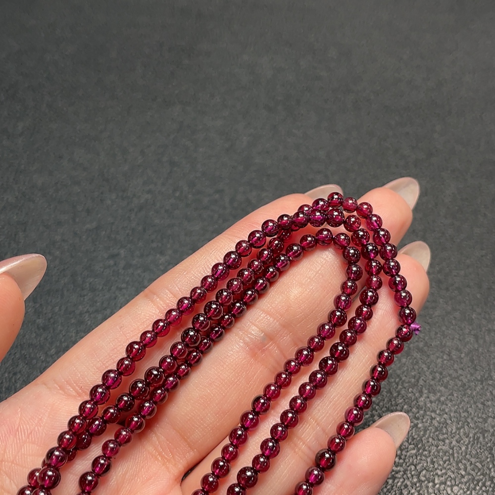 C34009905 Garnet Bead Strand Total Weight Approx.21.24g Sell as a Lot