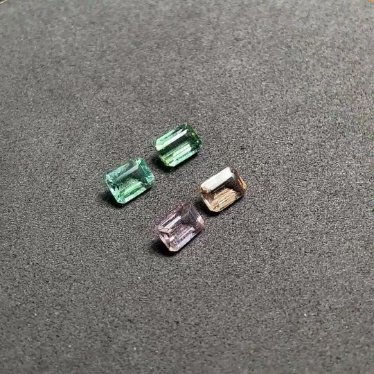 C30510700 Tourmaline Rough Stone Total Weight Approx. 3.79ct