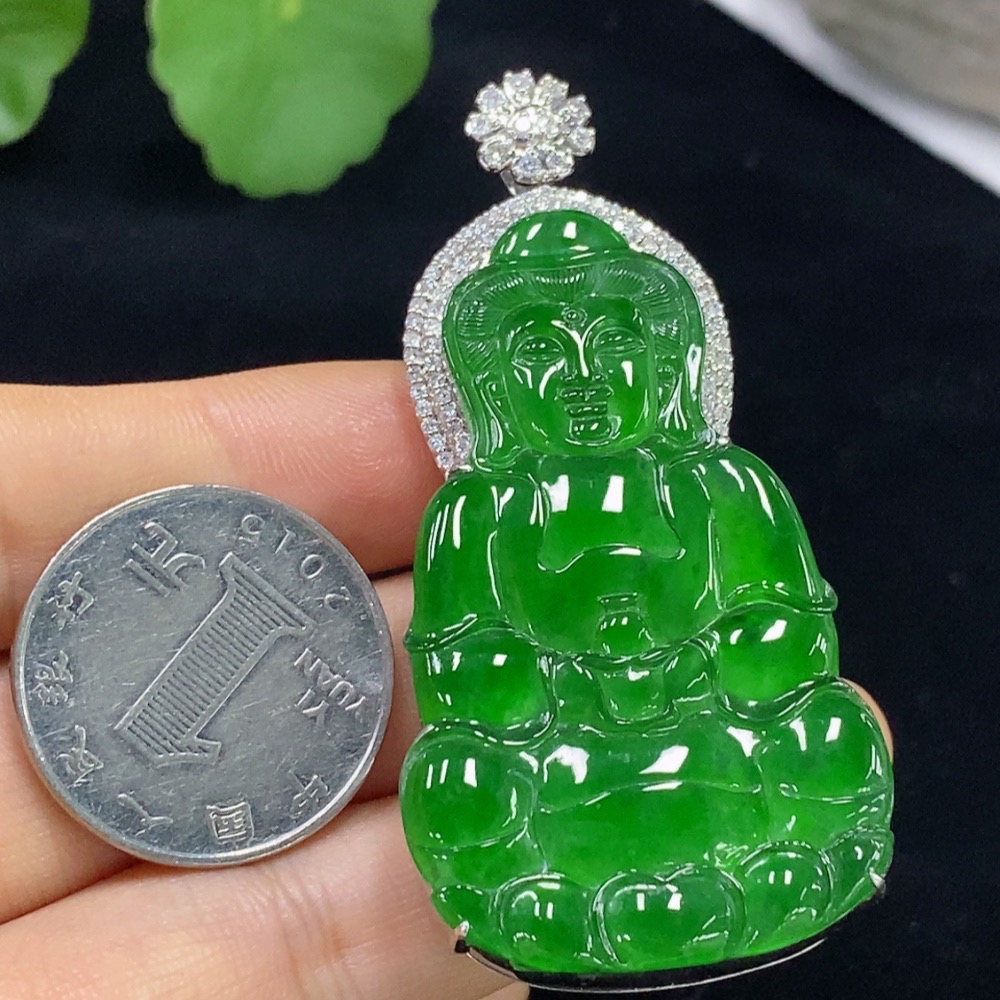 F31639491 Jadeite Guanyin Pendant Set in 18K Gold with Diamond Accents