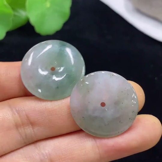 F35134090 Jadeite Safety Buckle Pendants Sell as a Lot