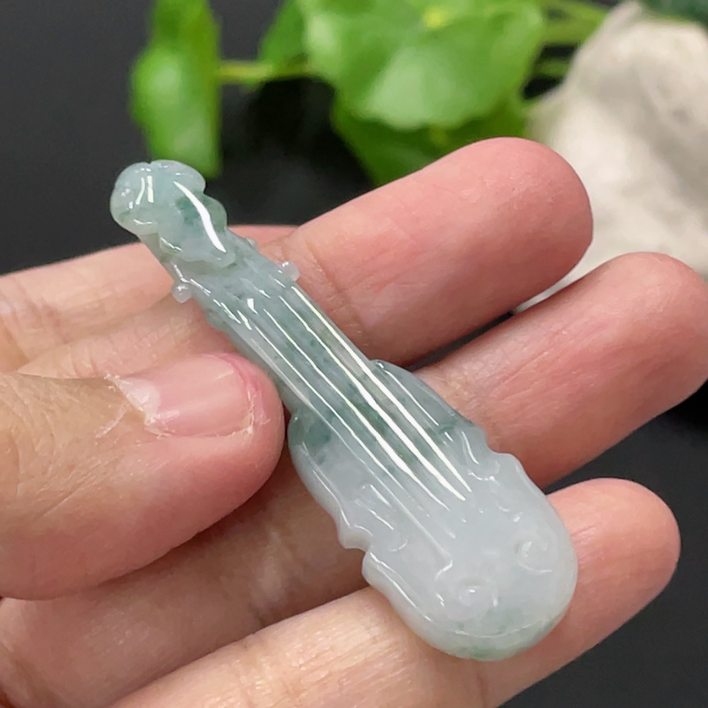 F35108711 Jadeite Soulmate Pendant