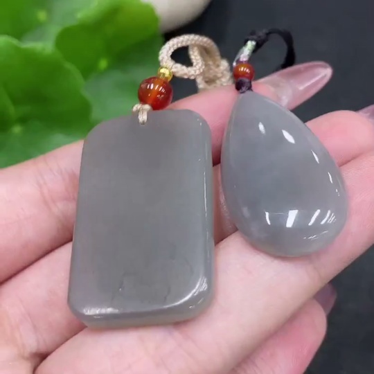 H33924536 Hetian Jade Pendant, Plain Pendant, Total Weight (with cord): 18.4g
