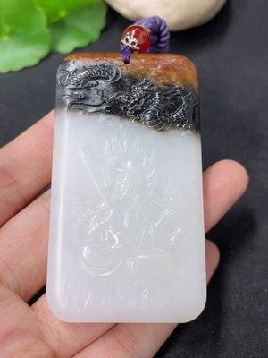 H46576430 和田玉挂件    虚空藏菩萨 皮色成因未定  货品总重约（含绳）84.4g