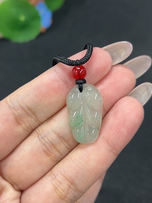 H41922345 非洲翠(独龙玉)挂件 大业有成 货品总重约[含绳]3.5g