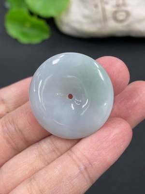 F39629935 翡翠平安扣挂件 货品总重约8.96g