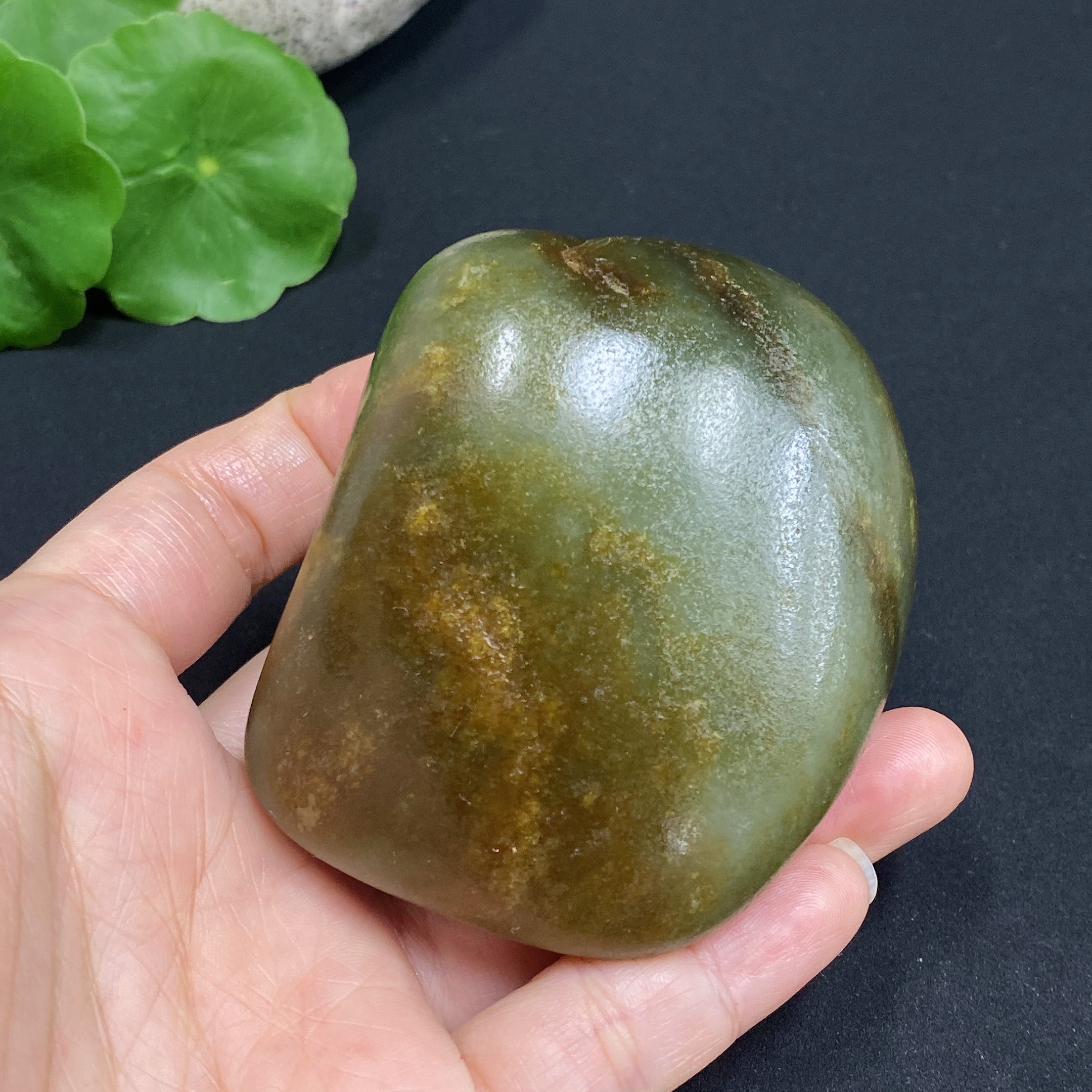 H32771032 Hetian Jade