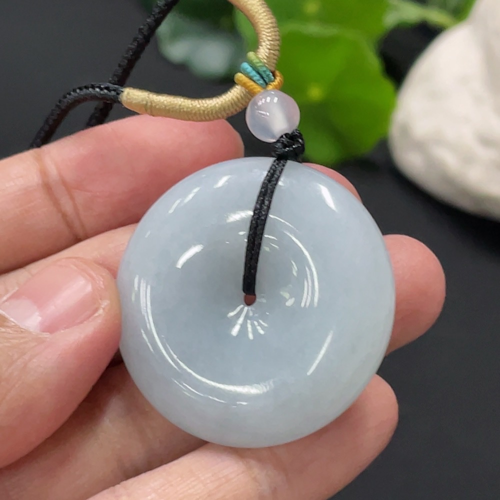 F33837020 Jadeite Pendant Peace Knot Total Weight Approx. 20.73g Including Rope, Beads Non-Grade A