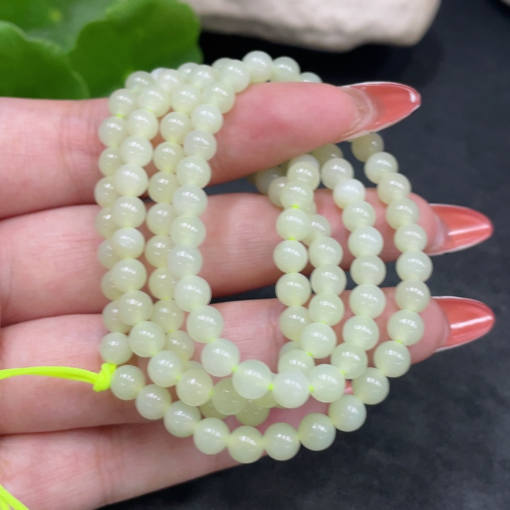H34016224 Hetian Jade Bead Necklace Approx. 4.8mm Total Weight Approx. 22.5g