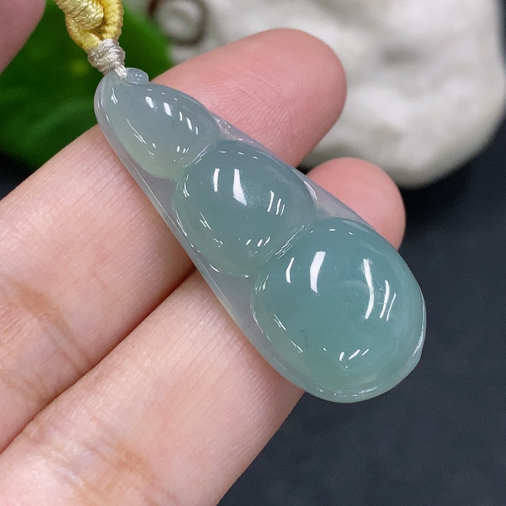 F34000060 Jadeite Pendant Bean with Cord Total Weight Approx. 8.13g