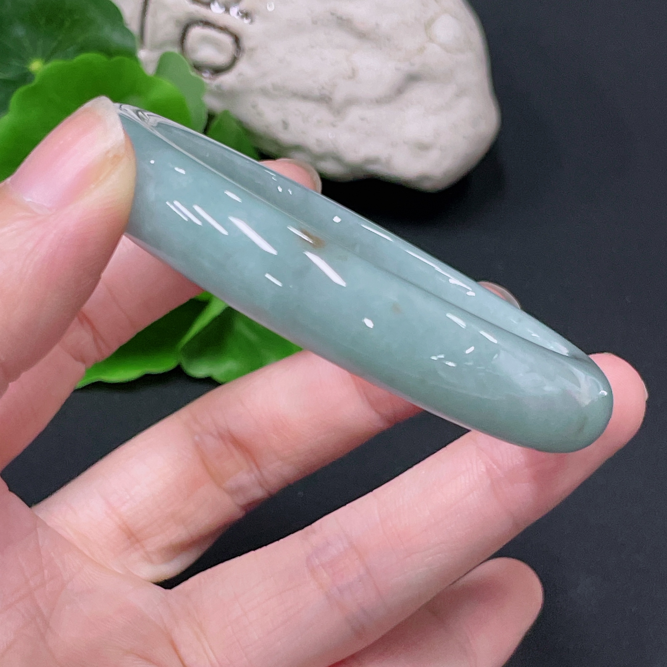 F33865491 Jadeite Round Bangle, Circumference 56.7, Total Weight Approx. 54g