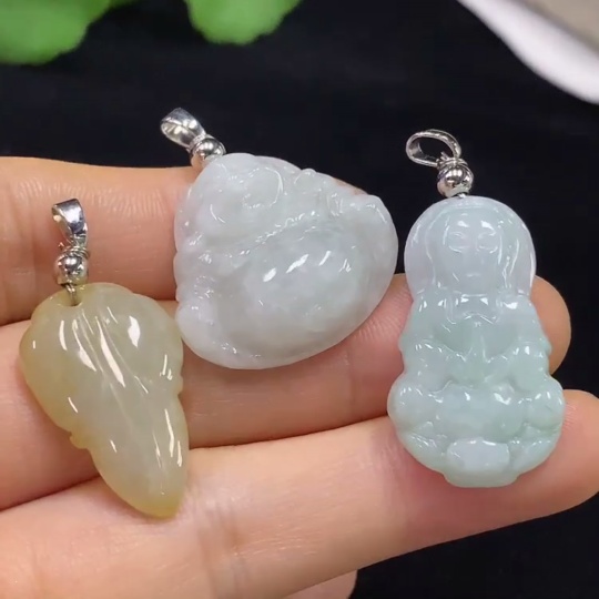 F33911678 Jadeite Pendants Sell as a Lot Non-Gold