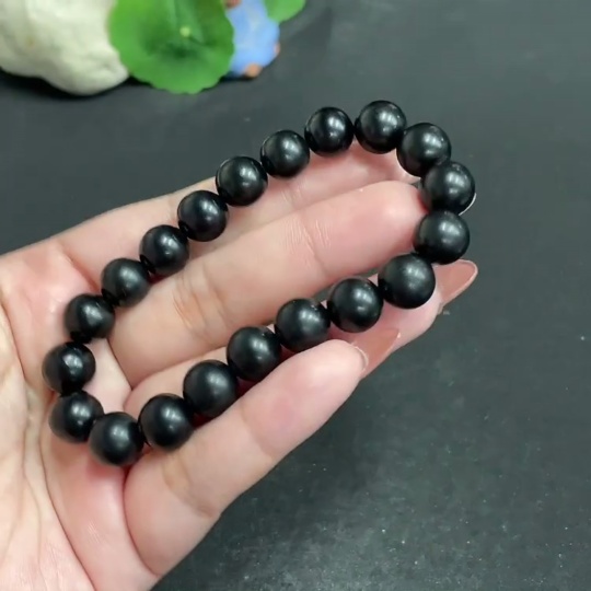 H34011641 Hetian Jade Bracelet, Approx. 10.1 mm, Total Weight Approx. 32.6g, Color Origin Undetermined, Contains Other Mineral Components
