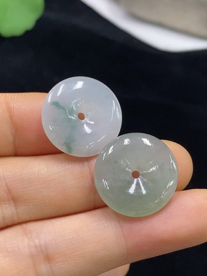 F32802809 JadeitePendant Set Wholesale