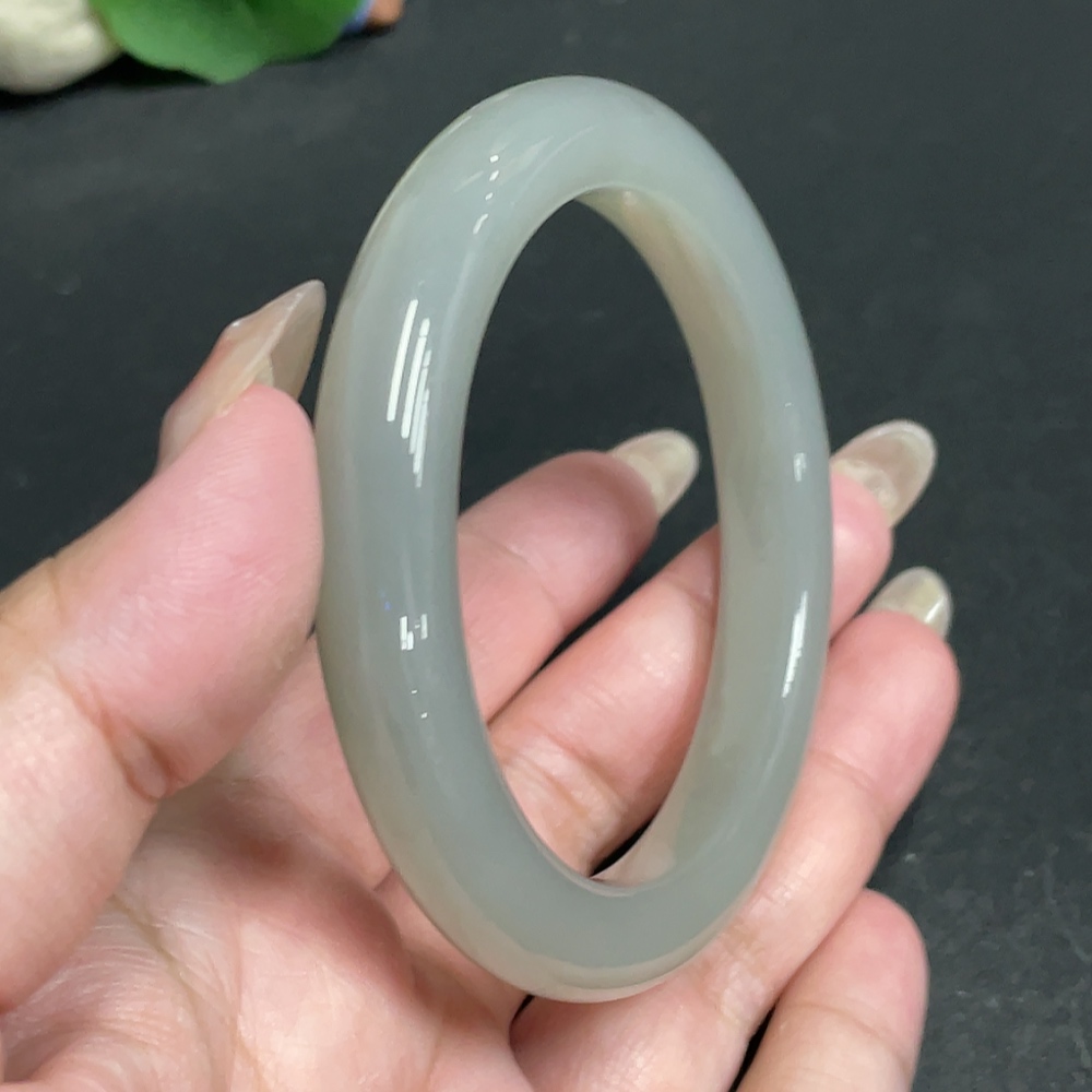 H30550949 Hetian Jade Round Bracelet Size 57.8 Total Weight Approx. 52.9g