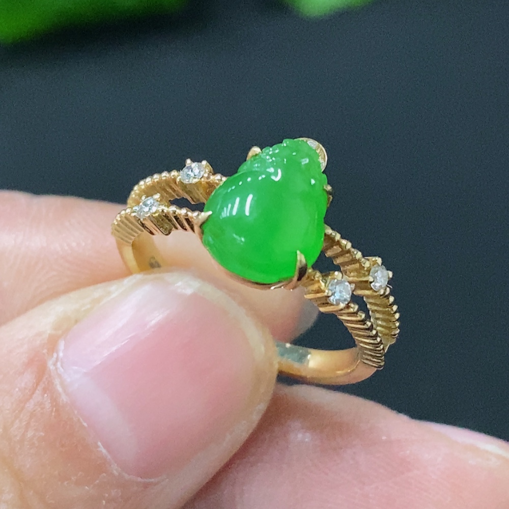 F25870929 Jadeite Inlaid Ring 14k Gold Size 10 Total Weight Approx. 2.78g