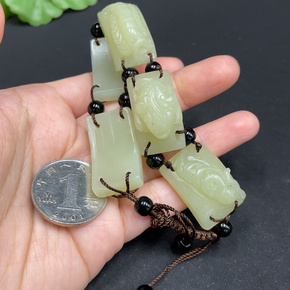 H34072245 Hetian Jade Five Poisons Bracelet