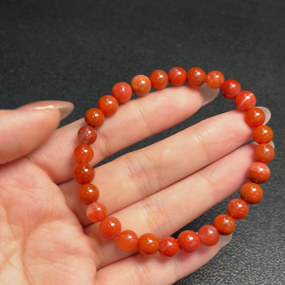 C31619533 South Red Agate Bracelet with Visible Organic Matter, Total Weight Approx. 14.51g, Size About 7.3mm
