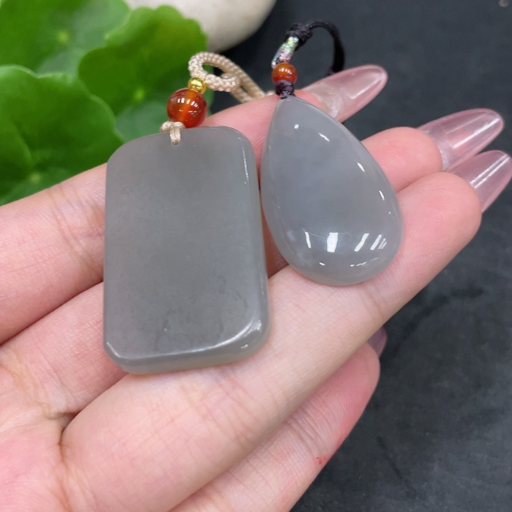 H33924536 Hetian Jade Pendant, Plain Pendant, Total Weight (with cord): 18.4g
