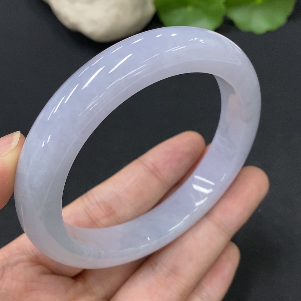 F28227215 Jadeite Round Bangle Total Weight Approx. 67.04g Size 59