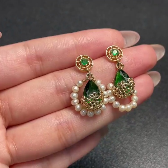C34992220 Pearl Earrings with Non-Natural Gemstones, Non-Gold, Total Weight Approx. 4.49g