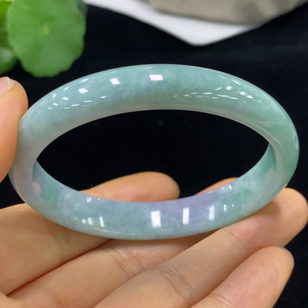 F34045226 Jadeite Concubine Bangle Size 54.4/Short Diameter 47.7