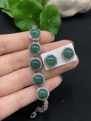 F28280306 Jadeite Cabochon Inlay Bracelet / Earrings Non-Gold Setting