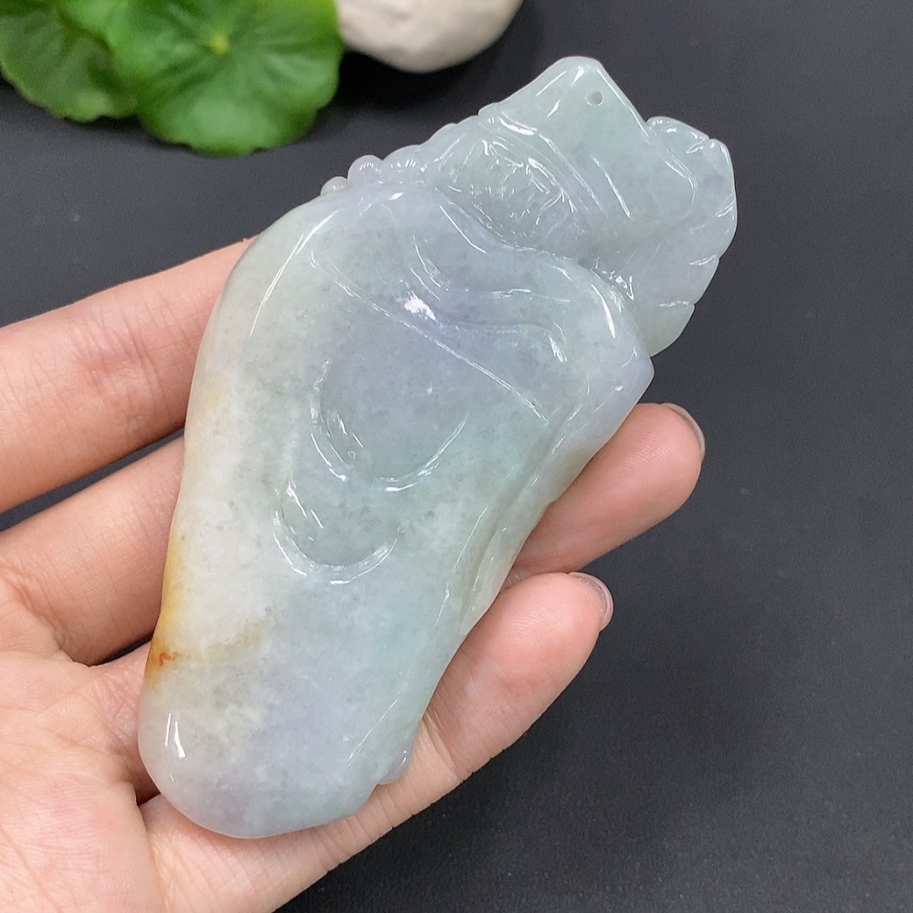 F16754463 Jadeite Jigong Pendant