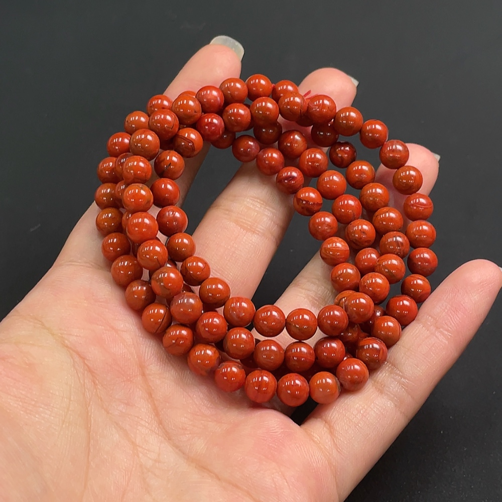 C18968744 'Red Agate Bead Necklace with Visible Organic Matter, Total Weight Approx. 44.67g, Bead Size About 6.7mm'