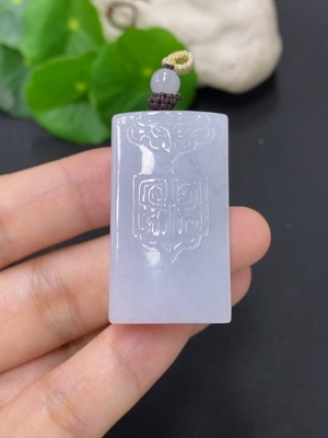 F46552454 翡翠仿古挂件 货品总重量约30.9克