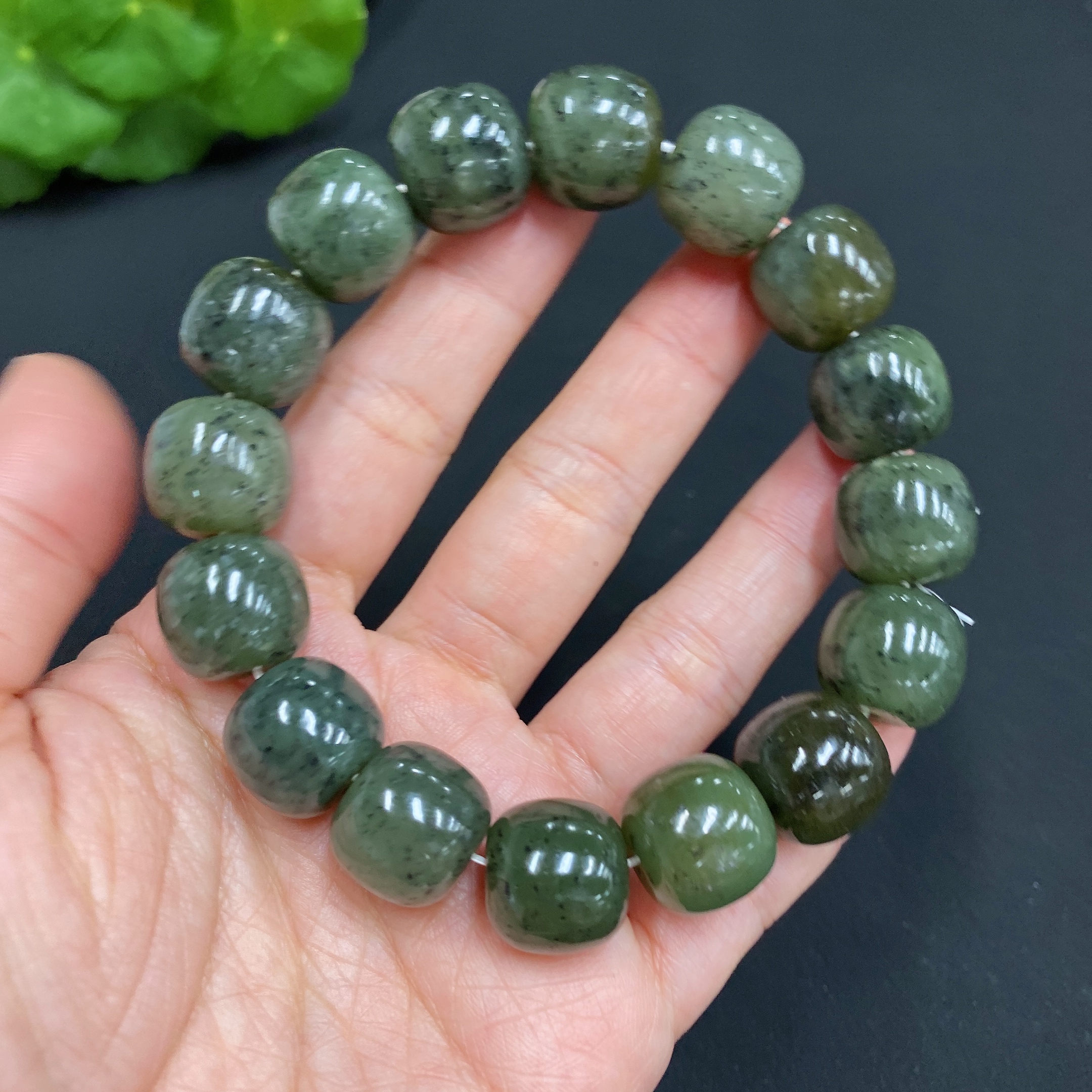 H29406436 Hetian Jade Bead Bracelet, approx. 13.8mm, total weight approx. 75.9g