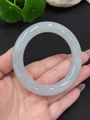 F34068207 Jadeite Round Bangle Size 55.6 Total Weight Approx. 66g