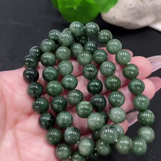 F34033871 Jadeite Bracelet Sell as a Lot