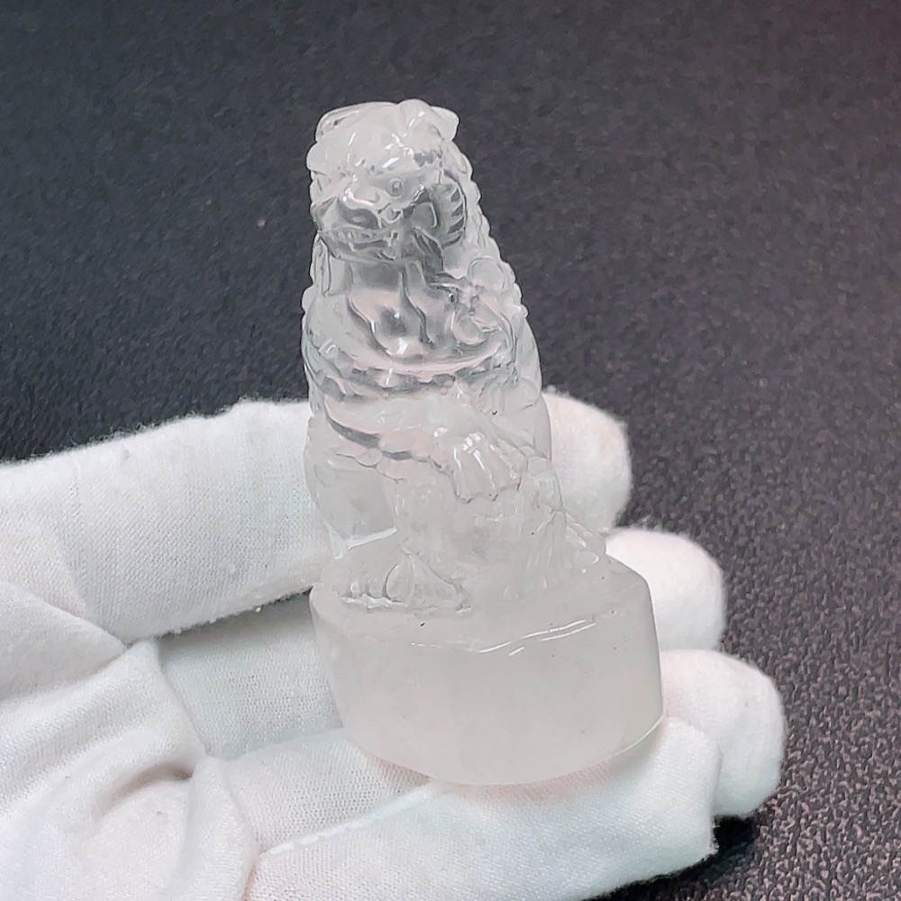 C32816780 Crystal Ornament Total Weight Approximately 97.4g