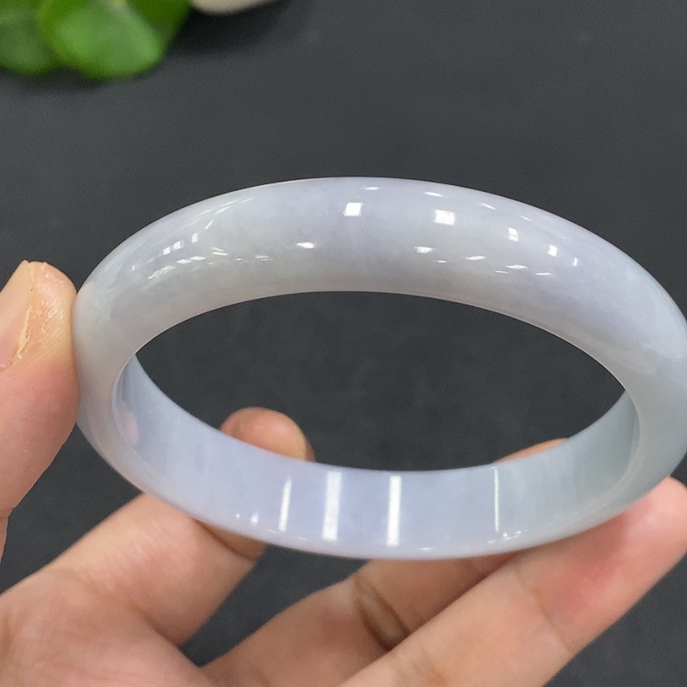 F19180154 Jadeite Regular Bangle, Inner Diameter 60.3, Total Weight 52.109g