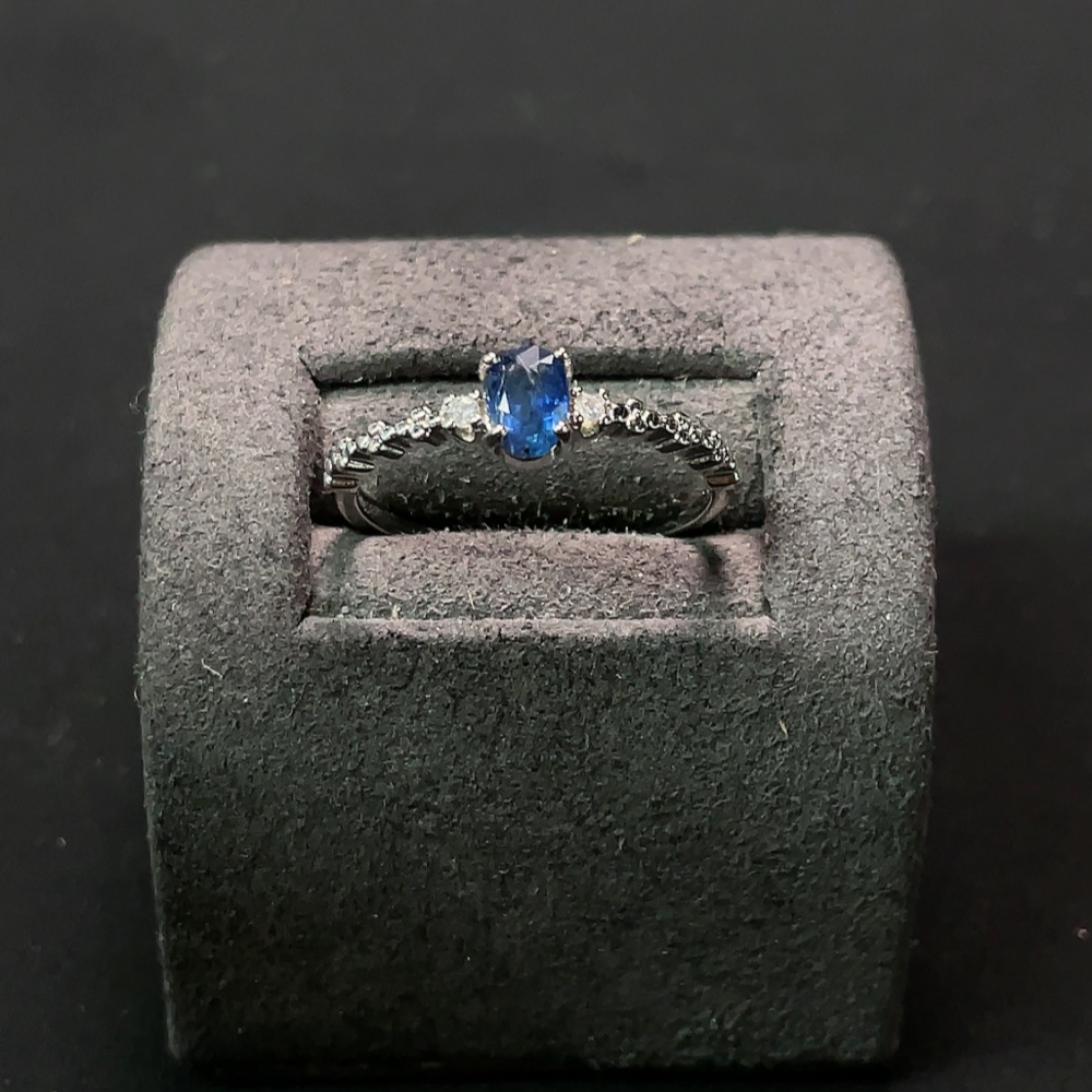 C23576255 Sapphire Ring Adjustable Non-Gold Setting Total Weight Approx. 1.23g
