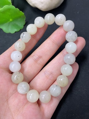 H45464334 和田玉手串   卡10mm左右  货品总重约29.9g