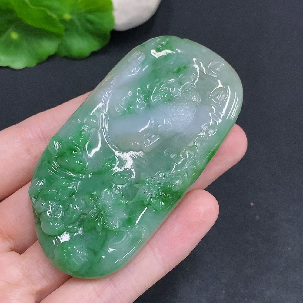 F33906713 Jadeite A Thought Between Pendant, Total weight about 49g