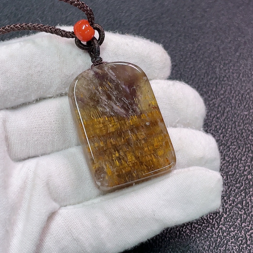 C33923375 Crystal Pendant Non-Gold Total Weight Approx. 23.77g with String