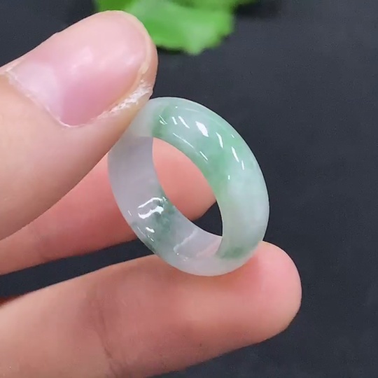 F30566391 Jadeite Ring Size 9 with Crack Total Weight Approx. 3.03g