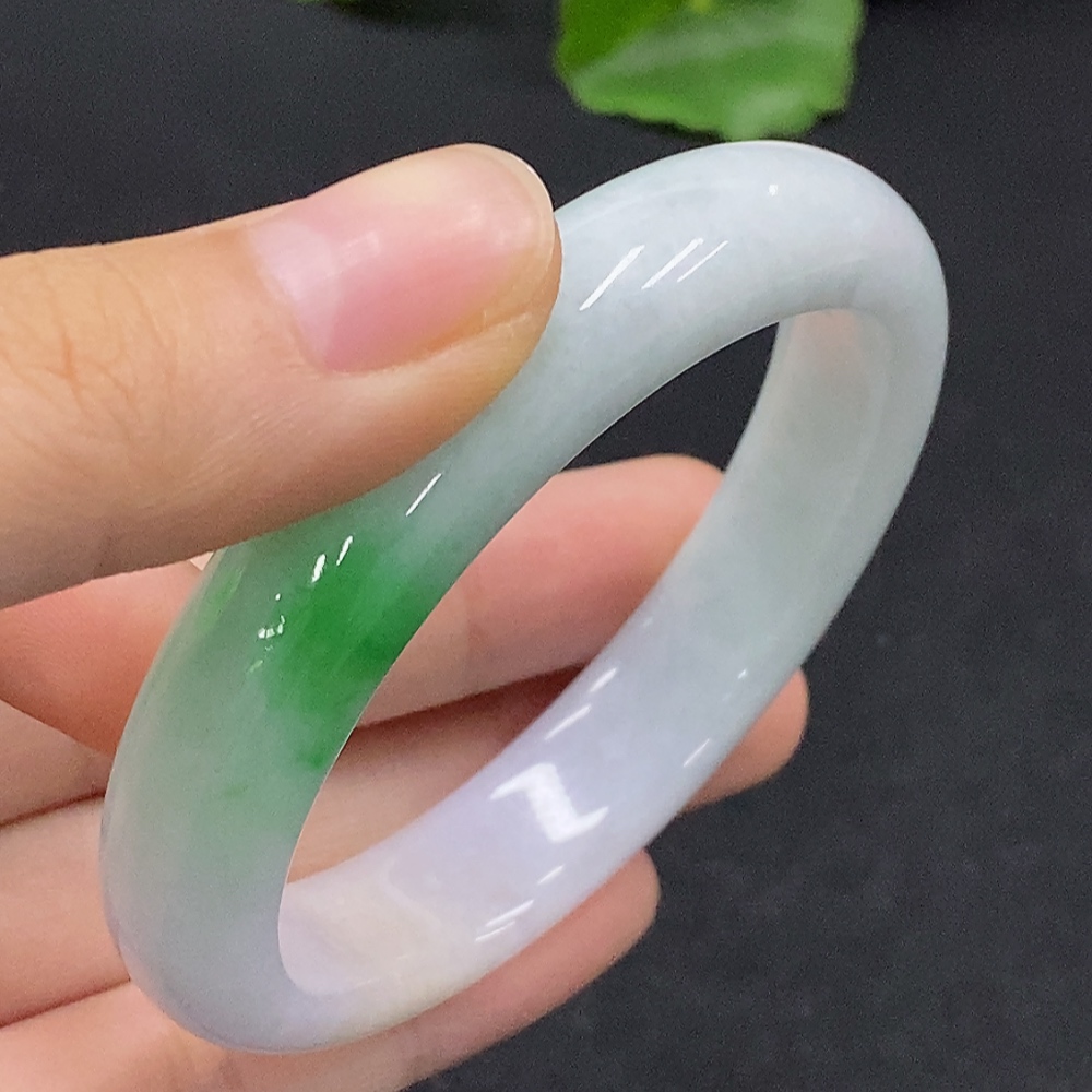 F32820351 Jadeite Round Bangle 52.8 Circumference Total Weight Approx. 47.86g